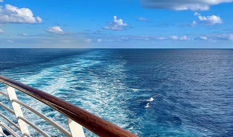 Wellness on the Water: 5 Ways to Practice Self-Care While Cruising