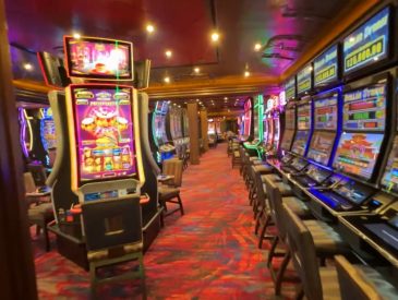 Cruise Ship Tours - Tour and Walkthrough of the Winner's Club Casino on Carnival Pride
