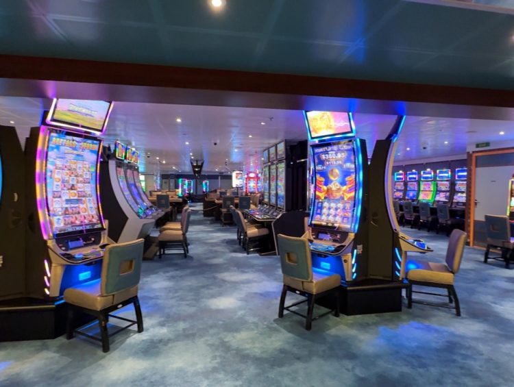 Cruise Ship Casinos - Tour and Walkthrough of the Magic Casino on Cruise Ship Carnival Magic