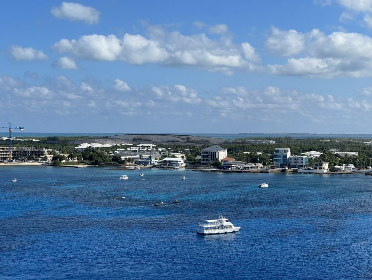 Grand Cayman Cruise Port Guide | Top Things to Do in George Town, Cayman Islands